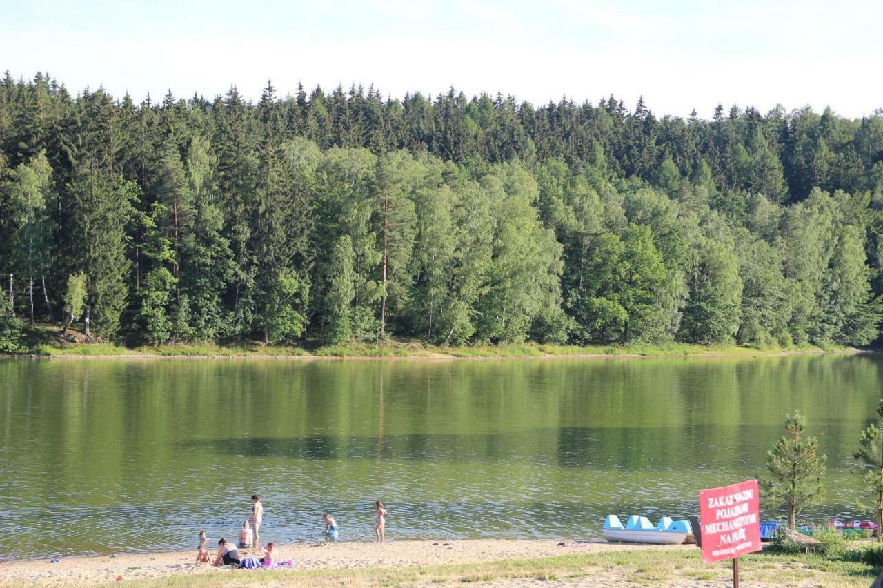 Domki Nad Jeziorem W Karlowicach Karlowice Dış mekan fotoğraf
