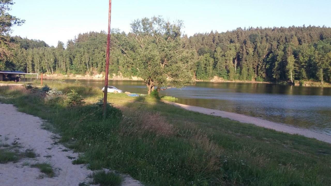 Domki Nad Jeziorem W Karlowicach Karlowice Dış mekan fotoğraf